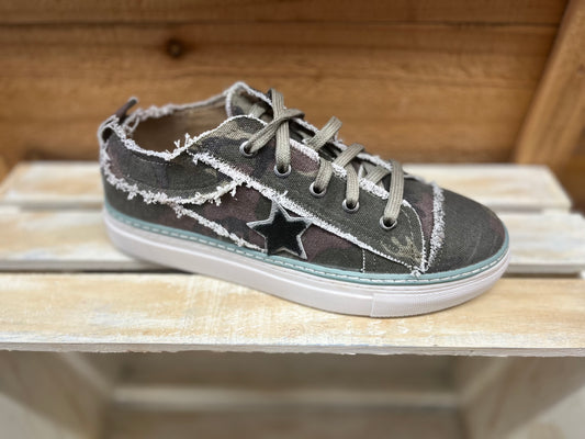 Myra camo star sneaker