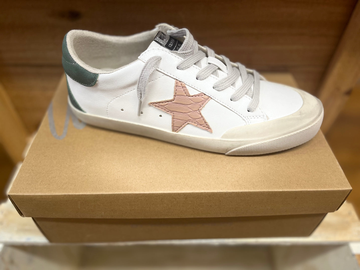 California star sneaker